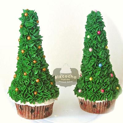 Christmas tree cupcakes - Cake by Bizcocho Pastries