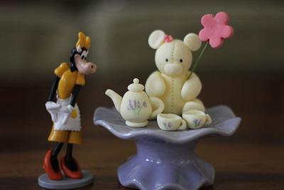 teddy bear tea party gumpaste toppers - Cake by Smita Maitra (New Delhi Cake Company)