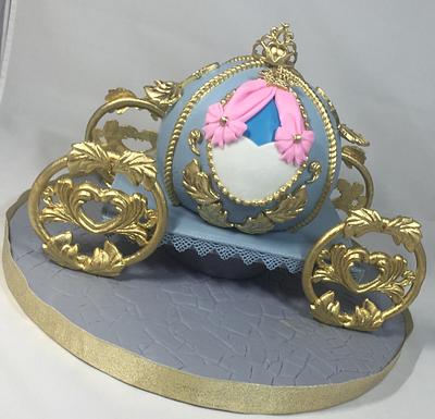 Cinderella inspired carriage cake  - Cake by Cakes by Maray