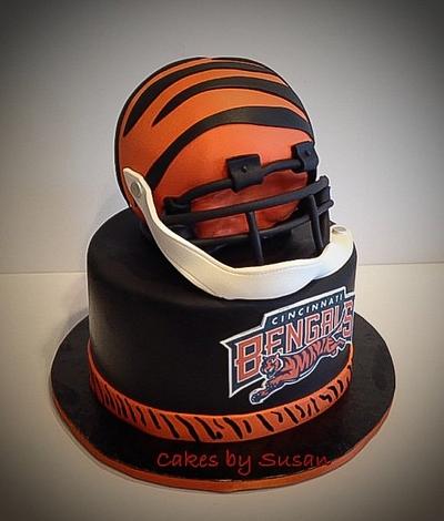 Cincinnati Bengals cake - Cake by Skmaestas