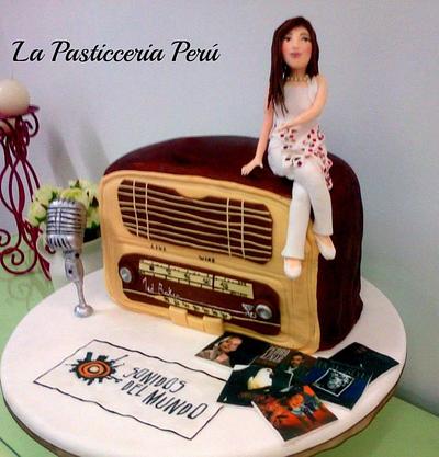 sounds - Cake by lapasticceriaperu
