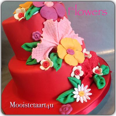 Fabric flowers... - Cake by Mooistetaart4u - Amanda Schreuder