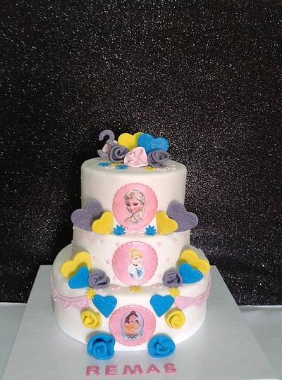 princesses - Cake by Zahraa Fayyad
