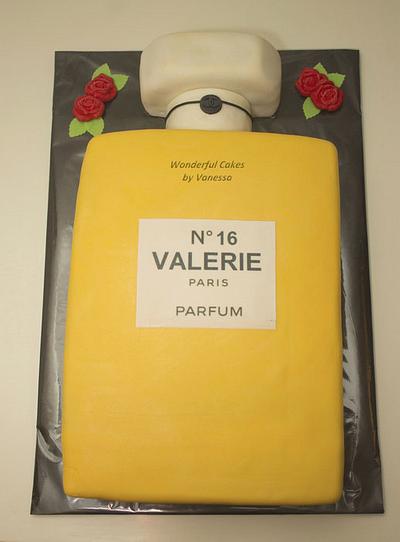 Chanel No. 5 - Cake by Vanessa