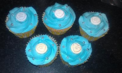 Blue Loveheart Cupcakes!! - Cake by Kirsty