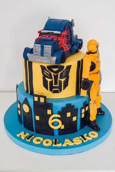 Transformers cake - Cake by SweetdreamsbyNika