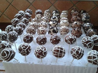 Cake pops favours for a recent wedding. - Cake by Karen's Kakery