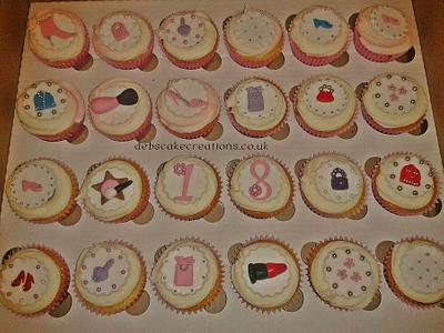 18th Shopping Cupcakes - Cake by debscakecreations