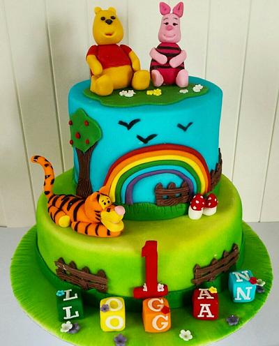 Winnie the Pooh - Cake by Bakendipity