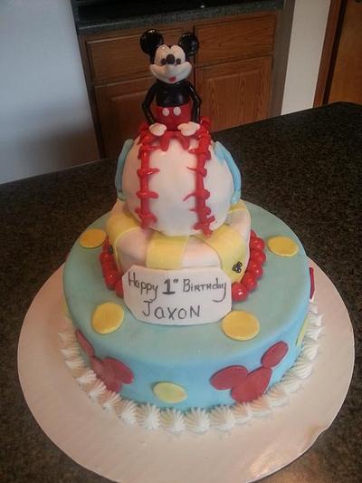 Mickey Mouse - Cake by Patty's Cake Designs