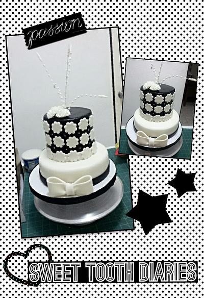 My Black and White Cake - Cake by yummyspoonfulsbypie