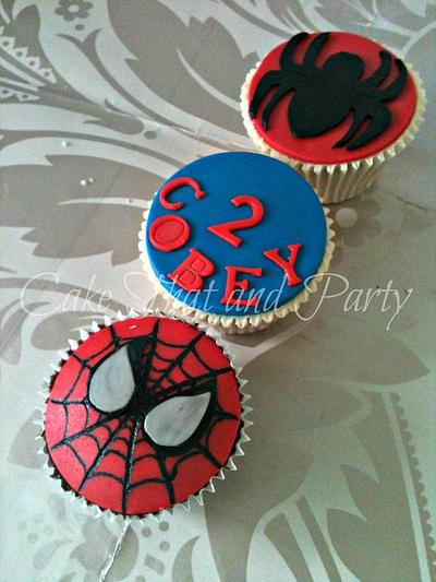 Spiderman themed cupcakes  - Cake by yvonne