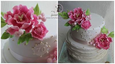 Birthday cake with peonies - Cake by tortylucia