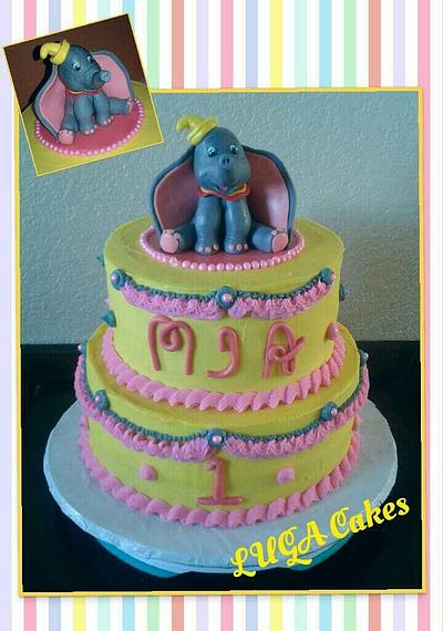 Dumbo  - Cake by Luga Cakes
