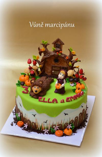 Masha and the Bear - Cake by vunemarcipanu