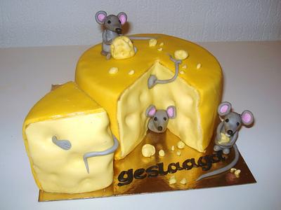 mice cake - Cake by Biby's Bakery