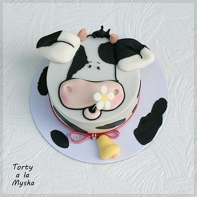 cow  - Cake by Myska