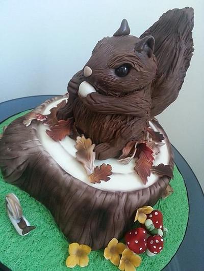 Cyril the squirrel - Cake by Michelle