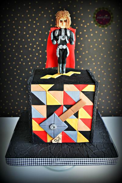 SuperJosh Collaboration - Thor - Cake by miettes