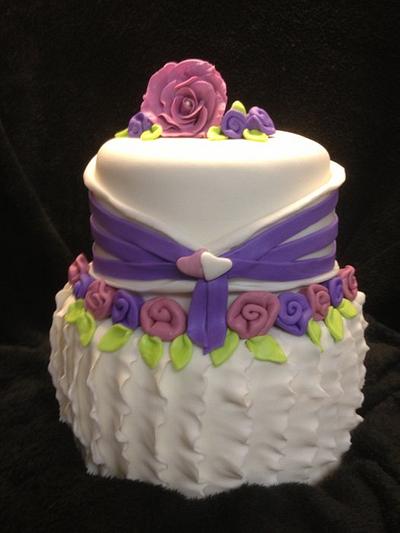 Ruffles and roses - Cake by Laurie