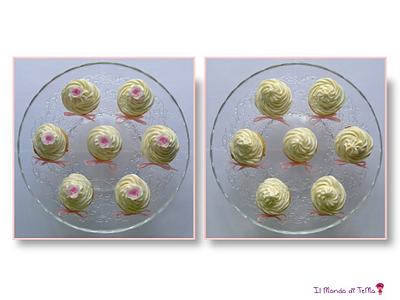 Cupcakes little roses - Cake by Il Mondo di TeMa
