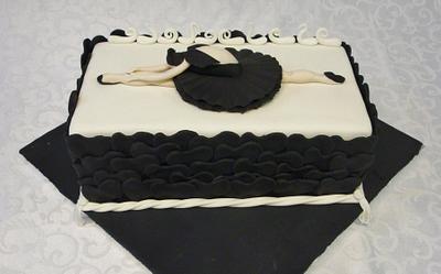 Black Swan - Cake by Gil