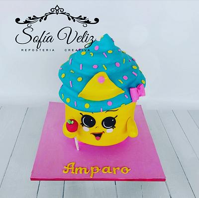 SHOPKING CUPCAKES QUEEN - Cake by Sofia veliz