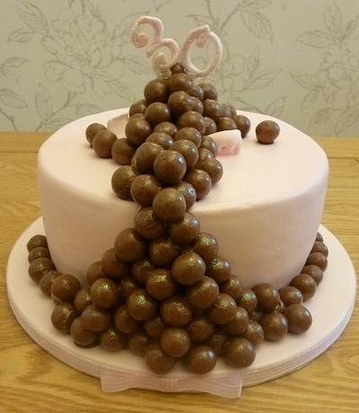 Mmmn Malteesers - Cake by Essentially Cakes