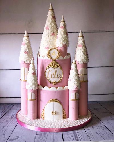 Pink and gold princess castle - Cake by Maria-Louise Cakes