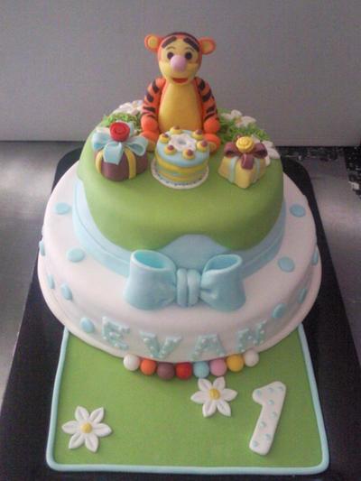 tigger (winnie and friends) - Cake by NanyDelice