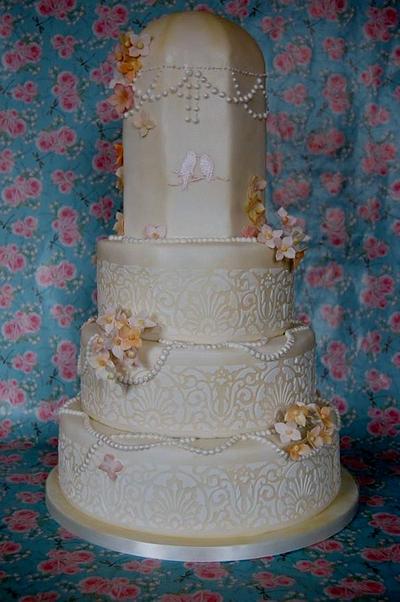 The lovebirds in four tiers - Cake by Cake Tales and Dreams
