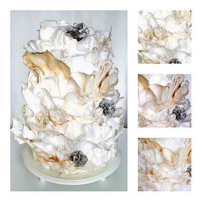 Beautiful Wedding Cake - Cake by SweetcakesTz