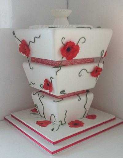 Upside Down Poppy Wedding Cake - Cake by Lynnsmith