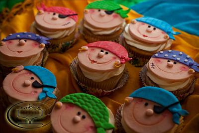 Pirate-themed birthday cupcakes - Cake by Komel Crowley