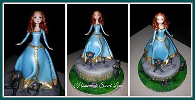 Merida from Brave  - Cake by  Brenda Lee Rivera 