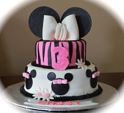 Minnie Mouse - Cake by cakesbyjodi
