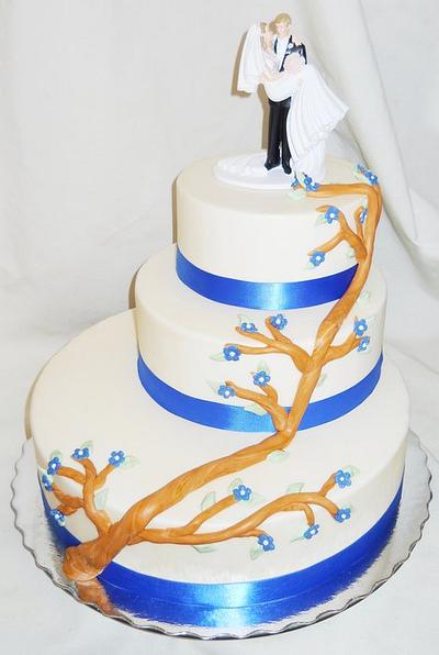 Three Tier Off Set Wedding Cake - Cake by Joyce Nimmo