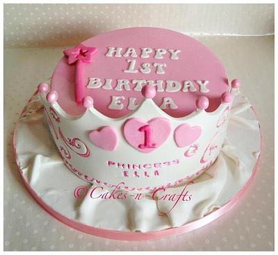 princess tiara cake - Cake by June milne
