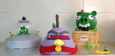 Angry Birds and Bad Piggies - Cake by CakesbyCorrina
