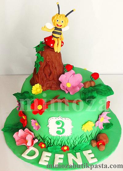 Maya the Bee Cake - Cake by MimozaCakes