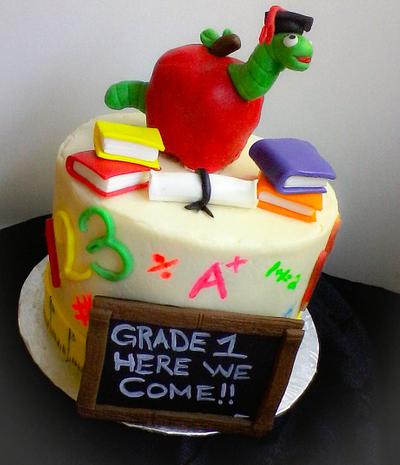 Kindergarten Graduation cake  - Cake by Jenn Szebeledy  ( Cakeartbyjenn_ )