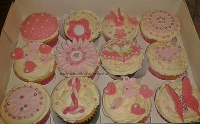 18th Girlie Cupcakes - Cake by debscakecreations