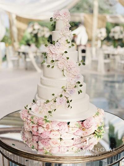 Blush, Lilac and Ivory wedding cake - Cake by Sweet Petel