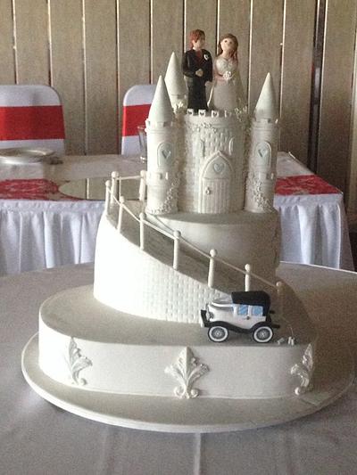 Fairytale wedding - Cake by juliedenapoli