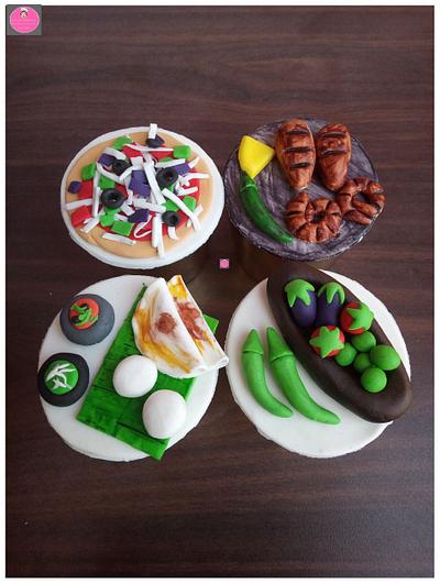 Customised cupcakes - Cake by Rohini Punjabi