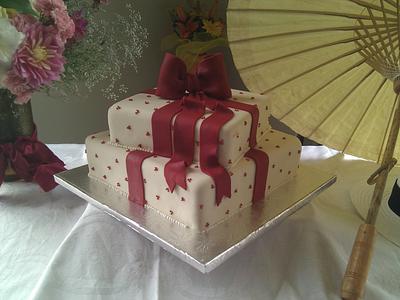 Wrapped gifts - Cake by Lisa
