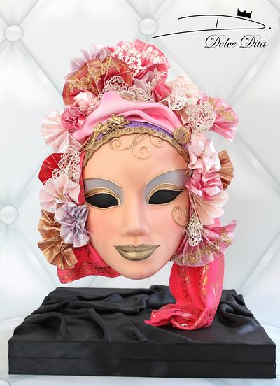 Carnival Cakers Collaboration: Gravity cake Venetian Mask - Cake by Dolce Dita