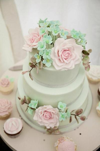 Vintage Wedding cake - Cake by nikki 