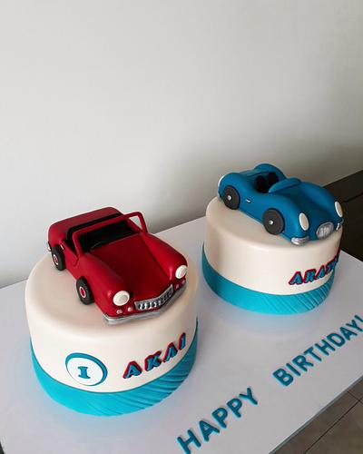 Vintage cars - Cake by Couture cakes by Olga