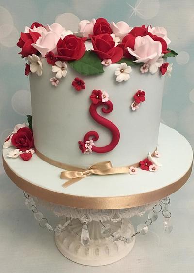 Roses  - Cake by Shereen
